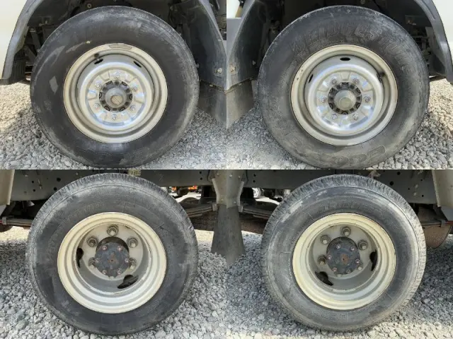 いすゞ エルフ BKG-NHR85A(2WD)の写真18