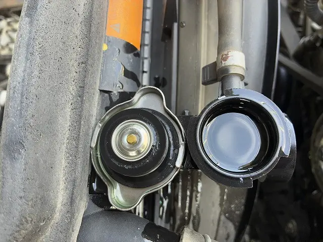 いすゞ エルフ BKG-NHR85A(2WD)の写真22