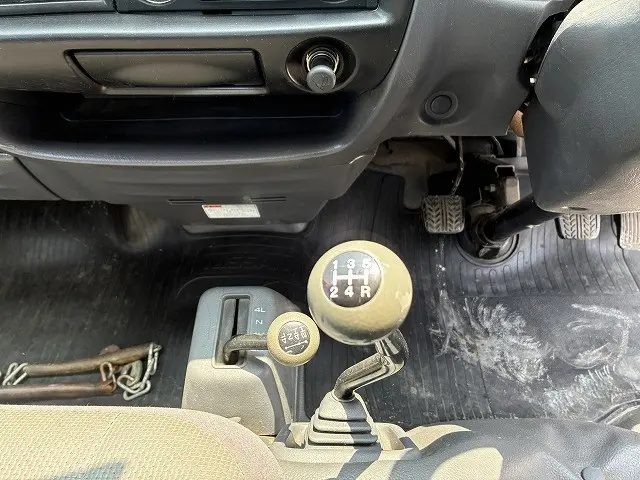 日産 バネットトラック ABF-SK82LN(4WD)の写真24