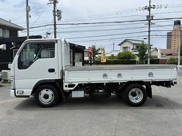 いすゞ エルフ TRG-NHR85Aの写真4