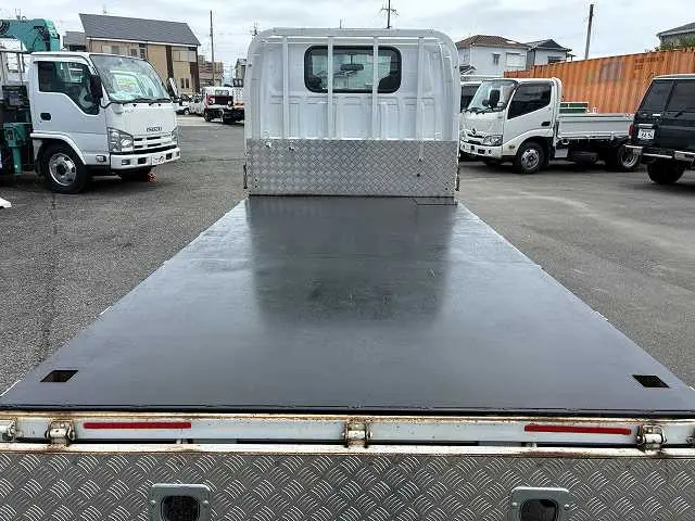 いすゞ エルフ TRG-NHR85Aの写真15