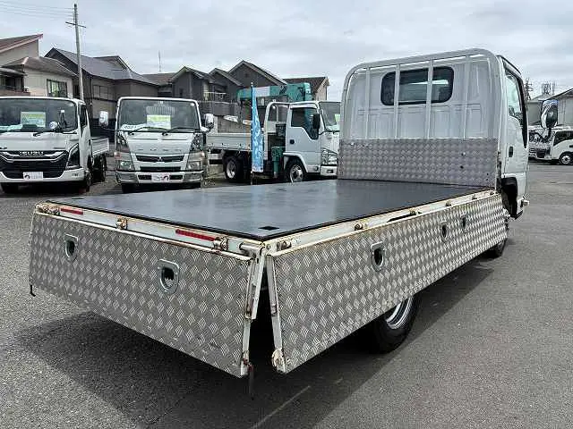 いすゞ エルフ TRG-NHR85Aの写真16