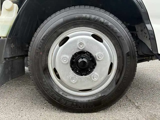 いすゞ エルフ TRG-NHR85Aの写真25