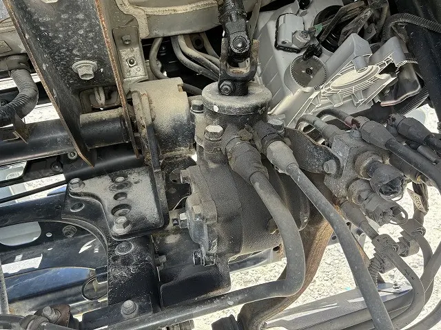 いすゞ フォワード TKG-FRR90S2(2WD)の写真24