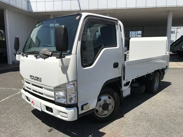 いすゞ エルフ TKG-NHS85A(4WD)の写真1