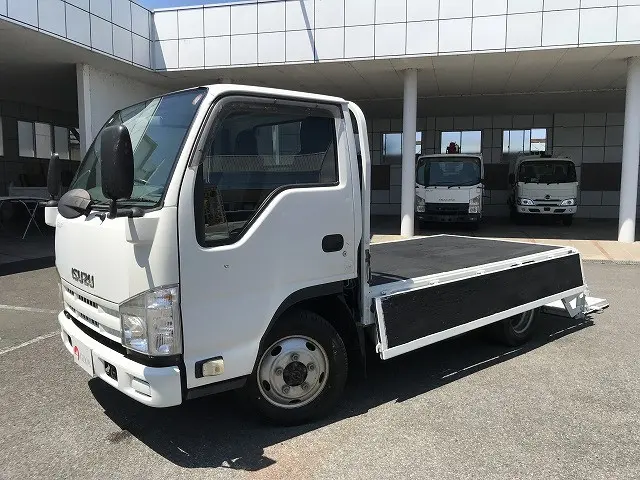 いすゞ エルフ TKG-NHS85A(4WD)の写真9