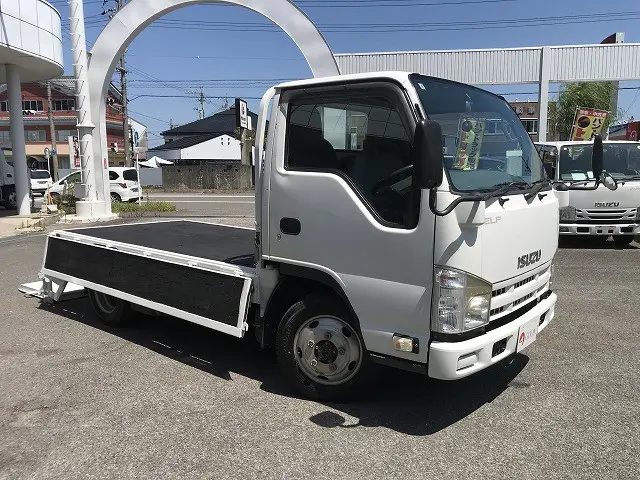いすゞ エルフ TKG-NHS85A(4WD)の写真10