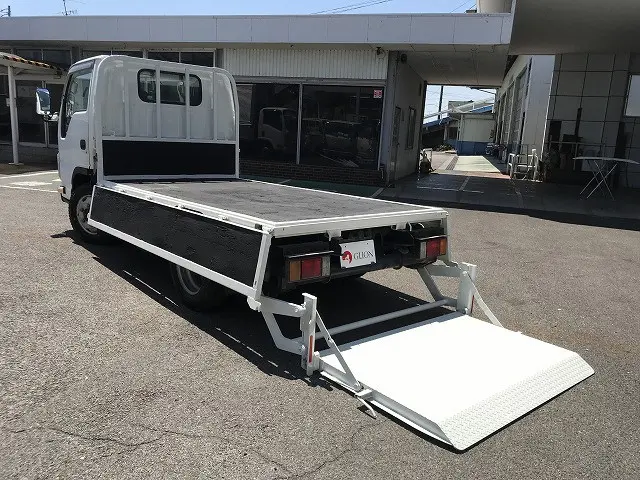 いすゞ エルフ TKG-NHS85A(4WD)の写真11