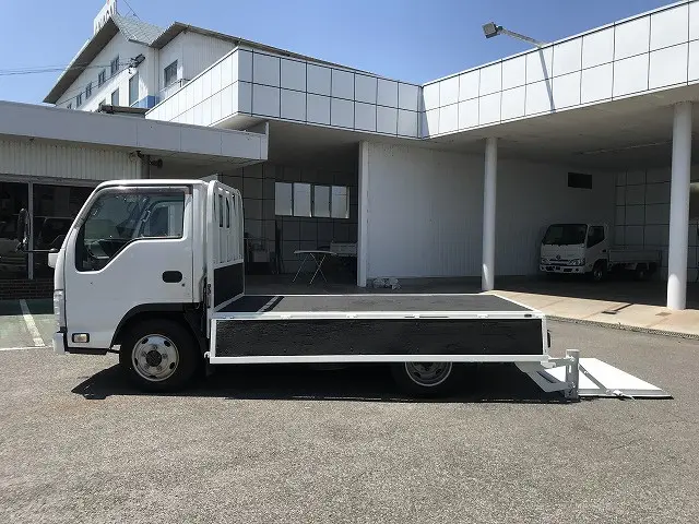 いすゞ エルフ TKG-NHS85A(4WD)の写真14