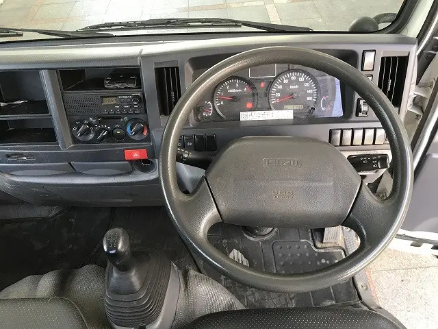 いすゞ エルフ TKG-NHS85A(4WD)の写真26