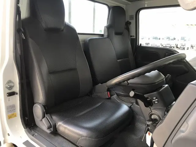 いすゞ エルフ TKG-NHS85A(4WD)の写真33