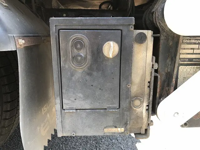 いすゞ エルフ TKG-NHS85A(4WD)の写真40