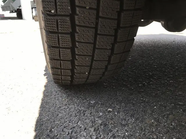 いすゞ エルフ TKG-NHS85A(4WD)の写真45