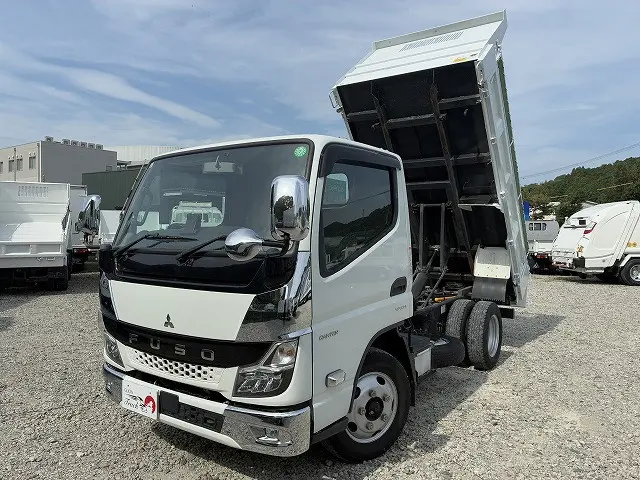 三菱 キャンター 2RG-FBA60(2WD)の写真1