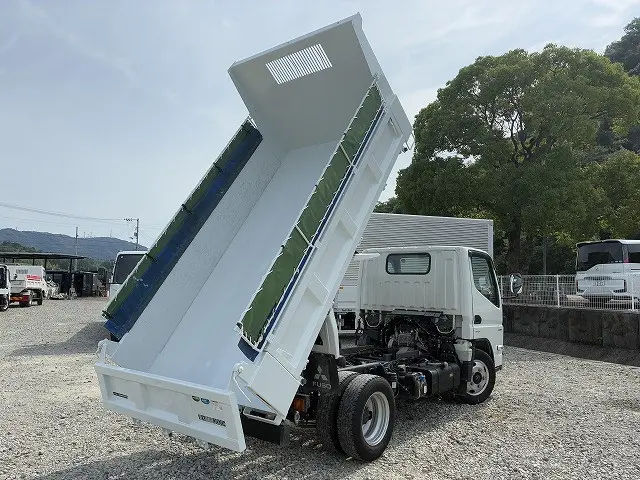 三菱 キャンター 2RG-FBA60(2WD)の写真8