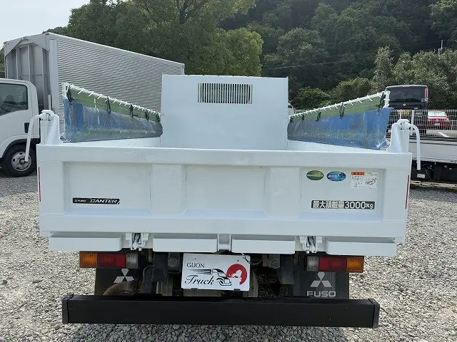 三菱 キャンター 2RG-FBA60(2WD)の写真14