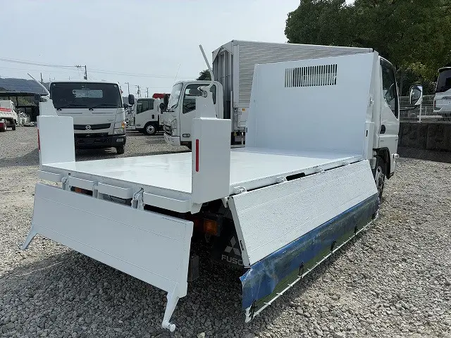三菱 キャンター 2RG-FBA60(2WD)の写真22
