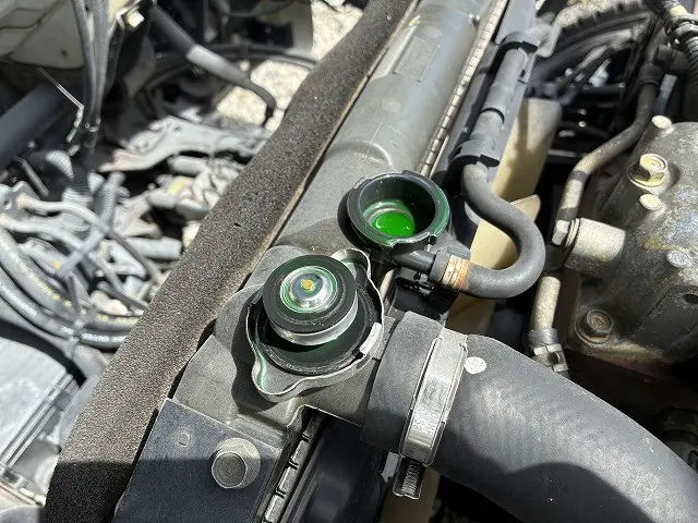 いすゞ エルフ PB-NKR81A(2WD)の写真22