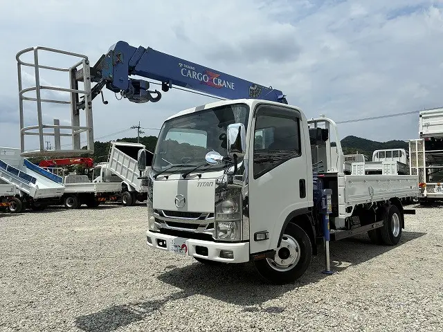 マツダ タイタン BDG-LMR85AR(2WD)の写真1