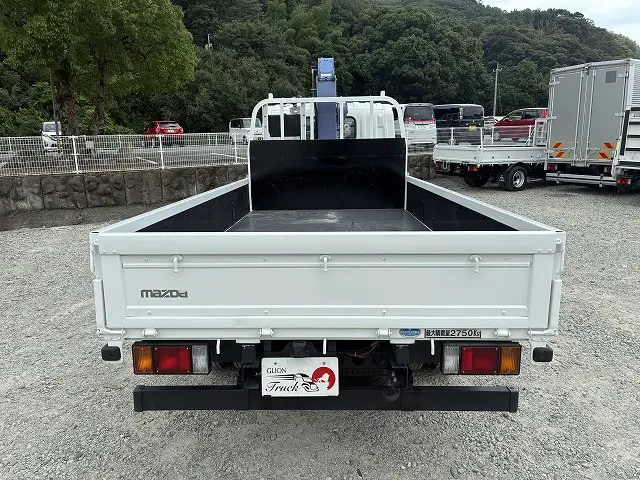 マツダ タイタン BDG-LMR85AR(2WD)の写真5