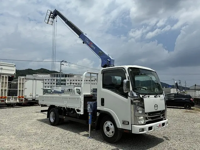 マツダ タイタン BDG-LMR85AR(2WD)の写真7