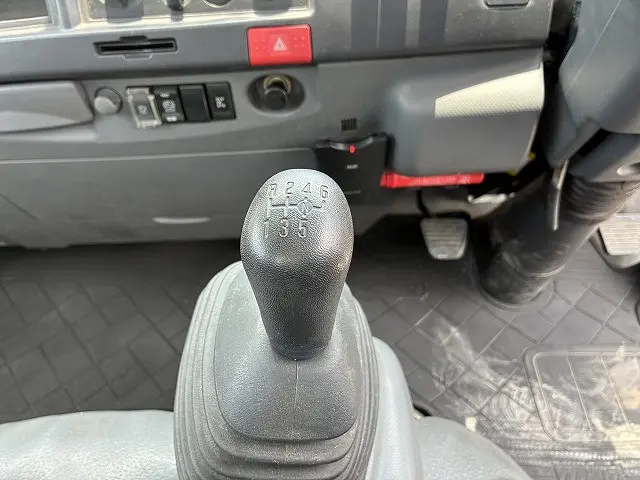 マツダ タイタン BDG-LMR85AR(2WD)の写真35