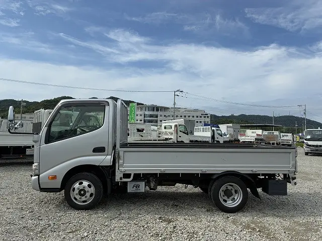 トヨタ ダイナ 2PG-GDY281(4WD)の写真4