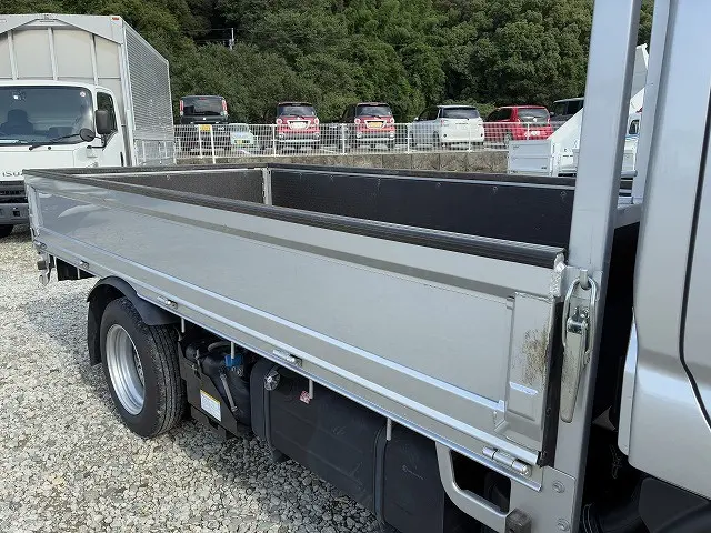 トヨタ ダイナ 2PG-GDY281(4WD)の写真17