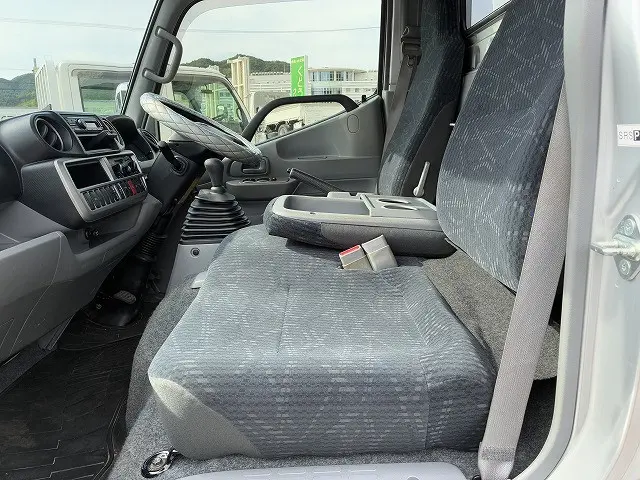 トヨタ ダイナ 2PG-GDY281(4WD)の写真28