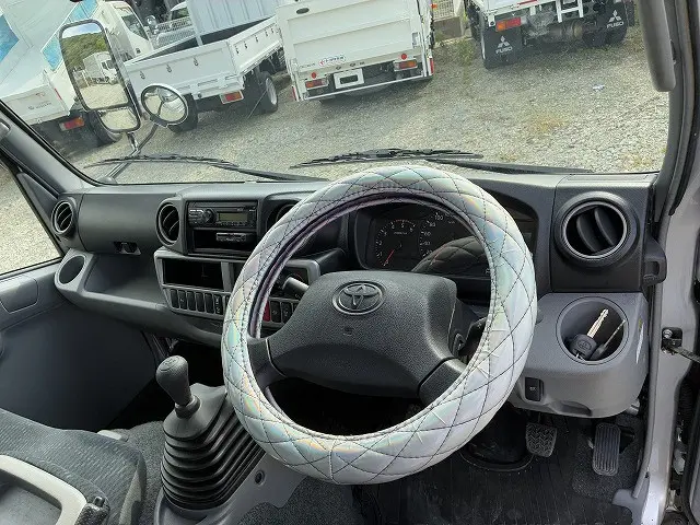 トヨタ ダイナ 2PG-GDY281(4WD)の写真31
