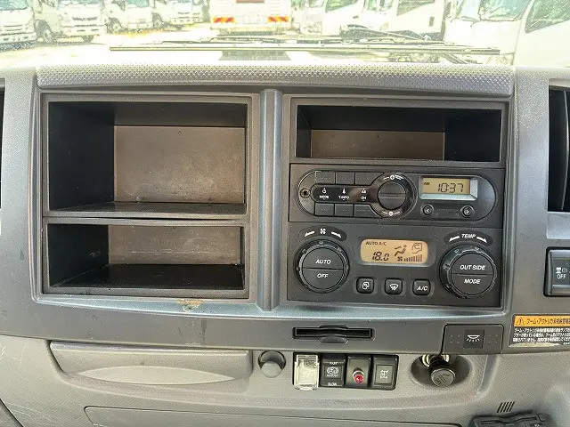 いすゞ フォワード 2PG-FRR90S2(2WD)の写真38