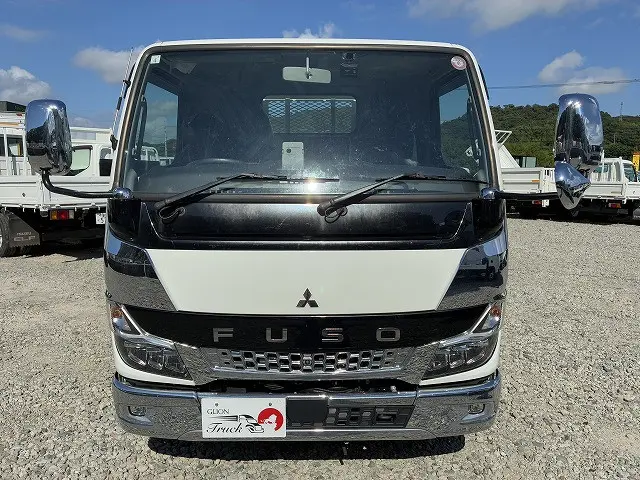 三菱 キャンター 2RG-FBAV0(2WD)の写真2
