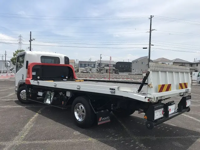 いすゞ エルフ 2RG-NPR88YN(2WD)の写真11