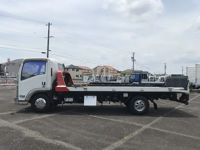 いすゞ エルフ 2RG-NPR88YN(2WD)の写真14