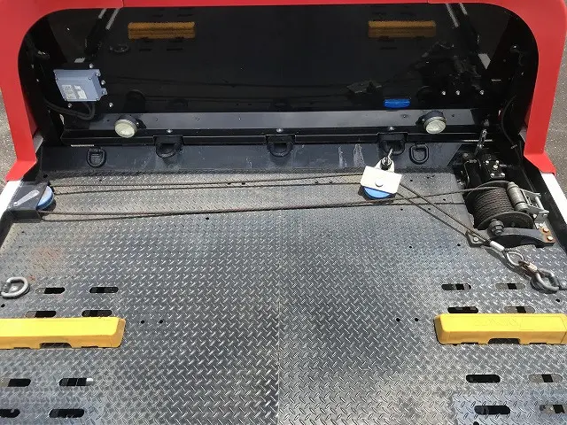 いすゞ エルフ 2RG-NPR88YN(2WD)の写真17