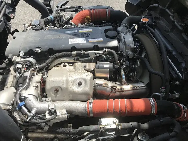いすゞ エルフ 2RG-NPR88YN(2WD)の写真21