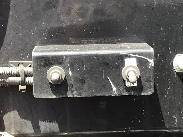 いすゞ エルフ 2RG-NPR88YN(2WD)の写真47