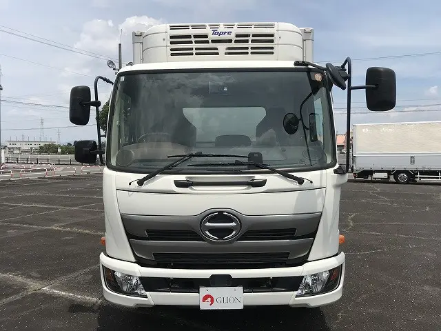 日野 レンジャー 2KG-FC2ABA(2WD)の写真2