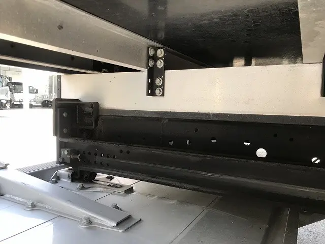日野 レンジャー 2KG-FC2ABA(2WD)の写真25