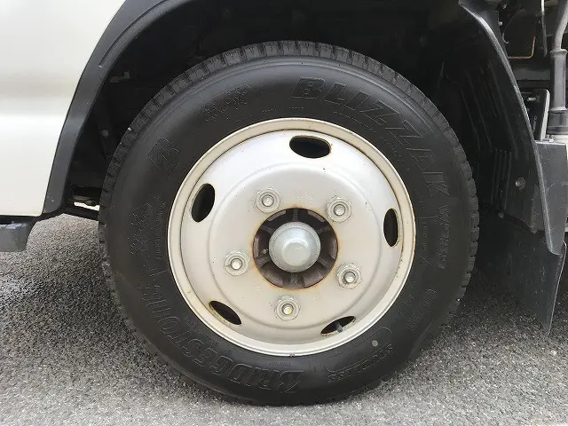 いすゞ エルフ TPG-NKR85A(2WD)の写真39
