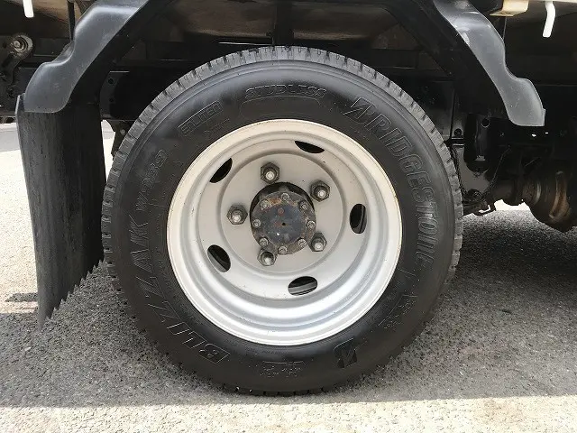 いすゞ エルフ TPG-NKR85A(2WD)の写真41