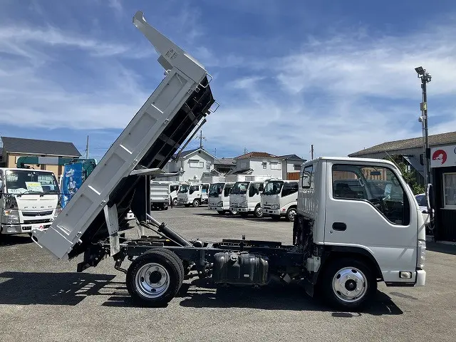 いすゞ エルフ TPG-NJR85AN(2WD)の写真5