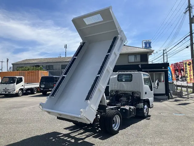 いすゞ エルフ TPG-NJR85AN(2WD)の写真8