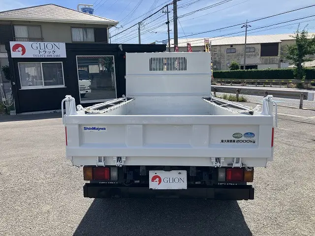 いすゞ エルフ TPG-NJR85AN(2WD)の写真14