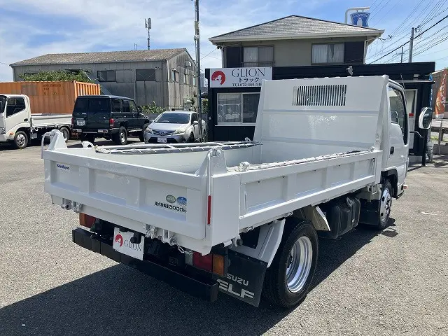 いすゞ エルフ TPG-NJR85AN(2WD)の写真15