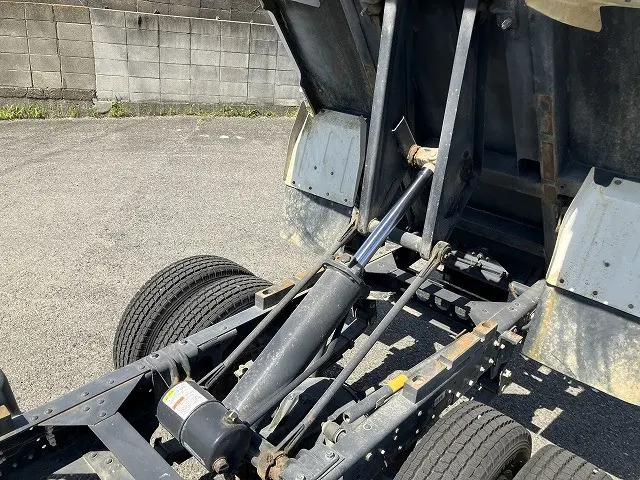 いすゞ エルフ TPG-NJR85AN(2WD)の写真31