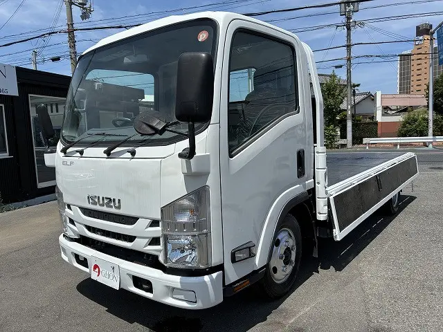 いすゞ エルフ TPG-NLR85AR(2WD)の写真9