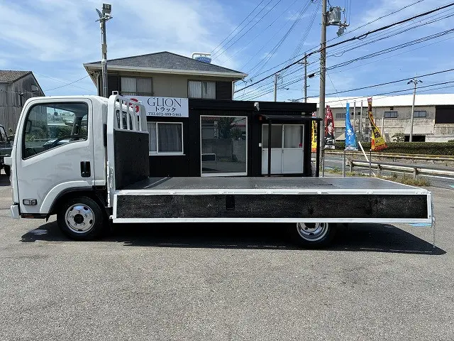 いすゞ エルフ TPG-NLR85AR(2WD)の写真11