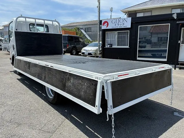 いすゞ エルフ TPG-NLR85AR(2WD)の写真13