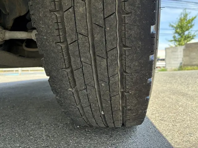 いすゞ エルフ TPG-NLR85AR(2WD)の写真23